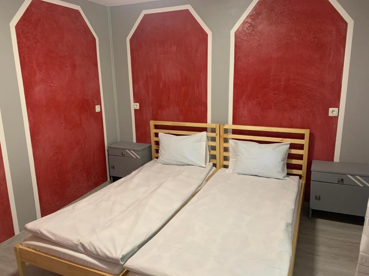 Chicho Tomovata Koliba Hotel Trjavna Kültér fotó