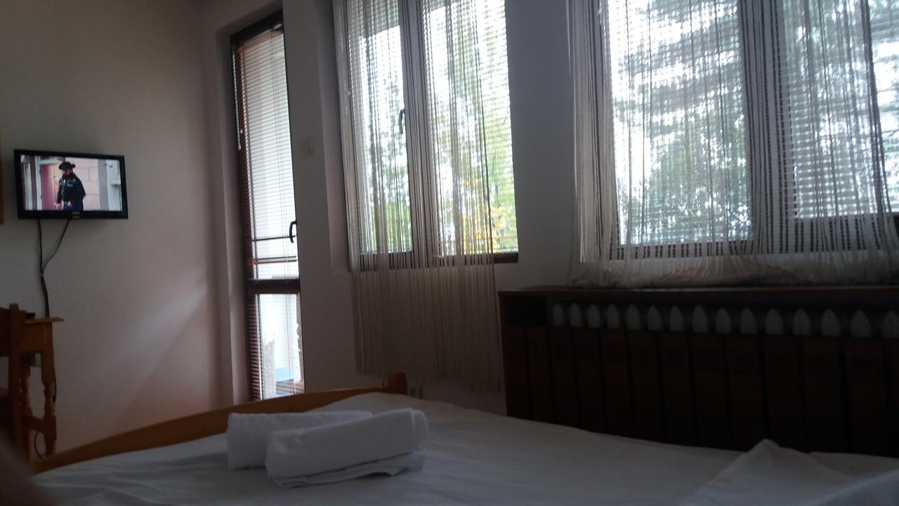 Chicho Tomovata Koliba Hotel Trjavna Kültér fotó