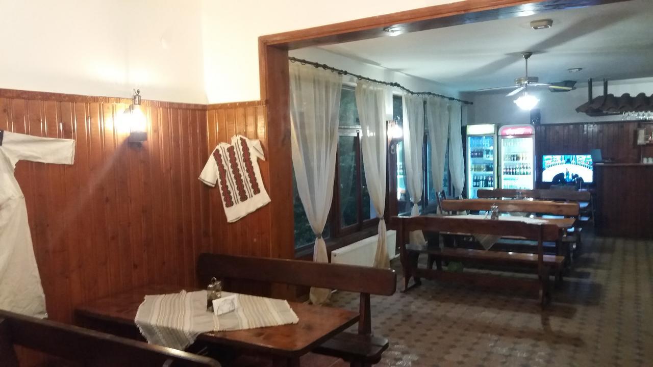 Chicho Tomovata Koliba Hotel Trjavna Kültér fotó